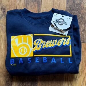 Fanatics Brewers Crewneck Sweatshirt and Bracelet